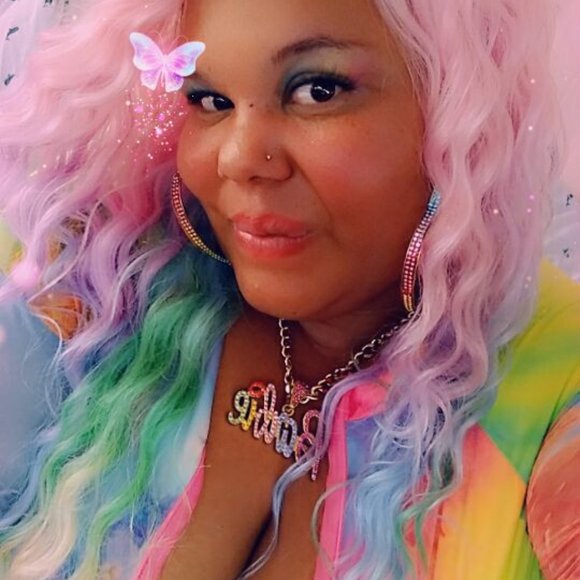 Meet your Posher, Lucious - Picture 11 of 16